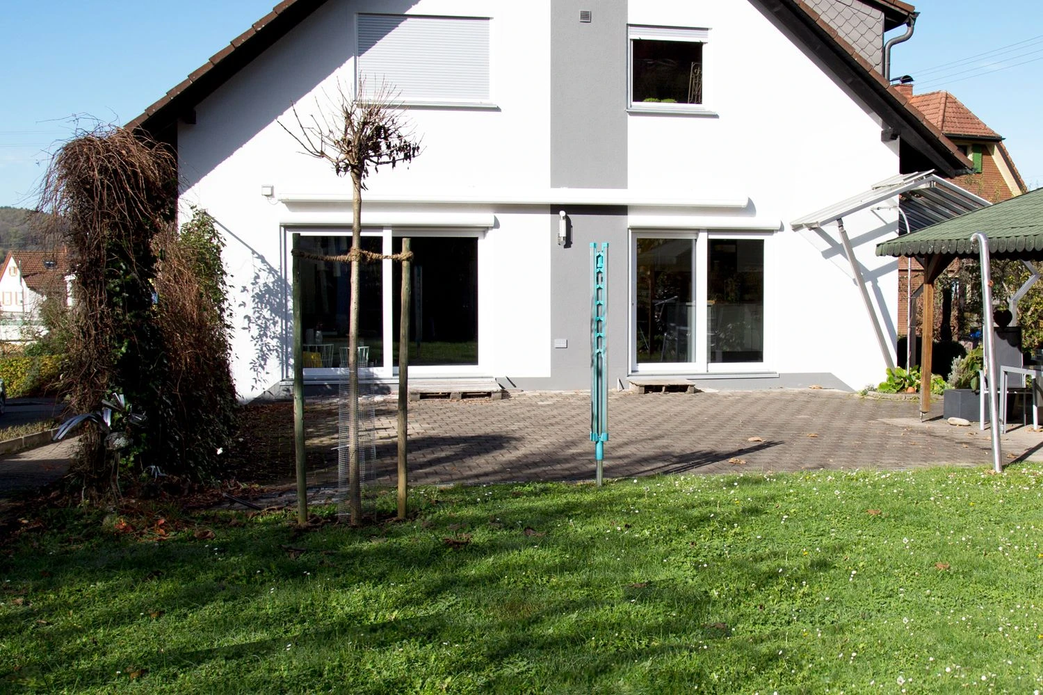 Traumhaftes Terrassenbeet (Doppelte Freude Durch Zwei Ansichtsseiten) – Bild 2